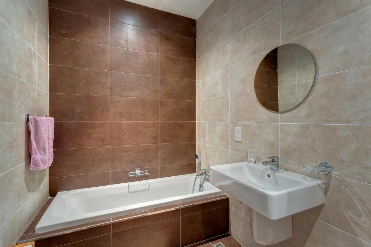 Modern Apartment In The Best Location, Perfect For Families سليمة المظهر الخارجي الصورة